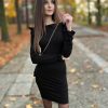 MODNA CZARNA SUKIENKA FALBANKI na RAMIONACH i RĘKAWACH - obrazek 3