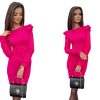 czerwona sukienka, dopasowana, dopasowana sukienka, dopasowany krój, elegancka, elegancka sukienka, falbanki, modna, modna sukienka, niska cena, nowa, nowoczesna, ołówkowa sukienka, stylowa, sukienka, sukienka na imprezę, sukienka na święta, sukienka na sylwestra, sukienka na wesele, sukienka z falbankami, sukienka z zimę, tania, wygodna, wygodna sukienka